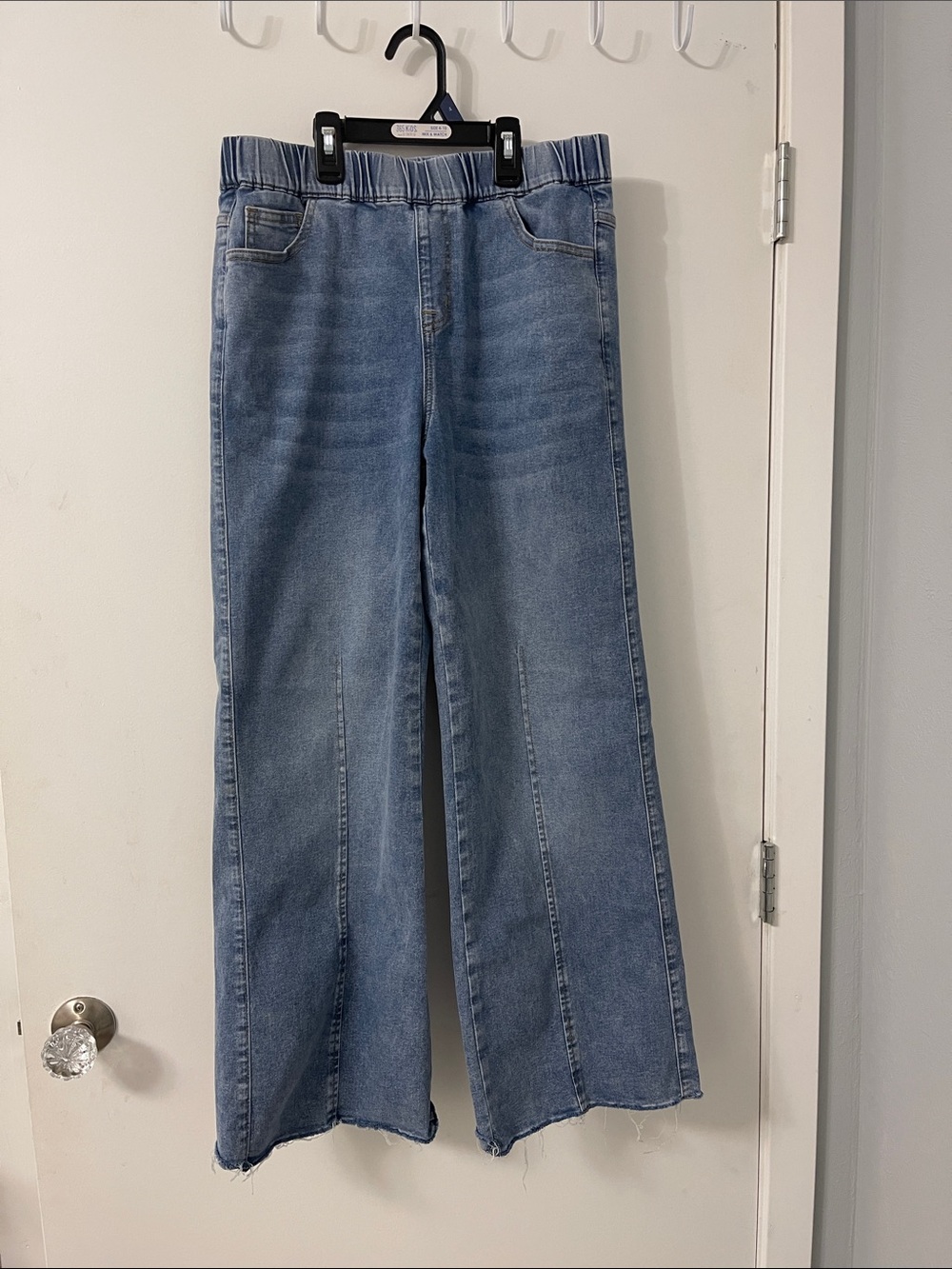 Light Blue Wide-Leg Women's Jeans